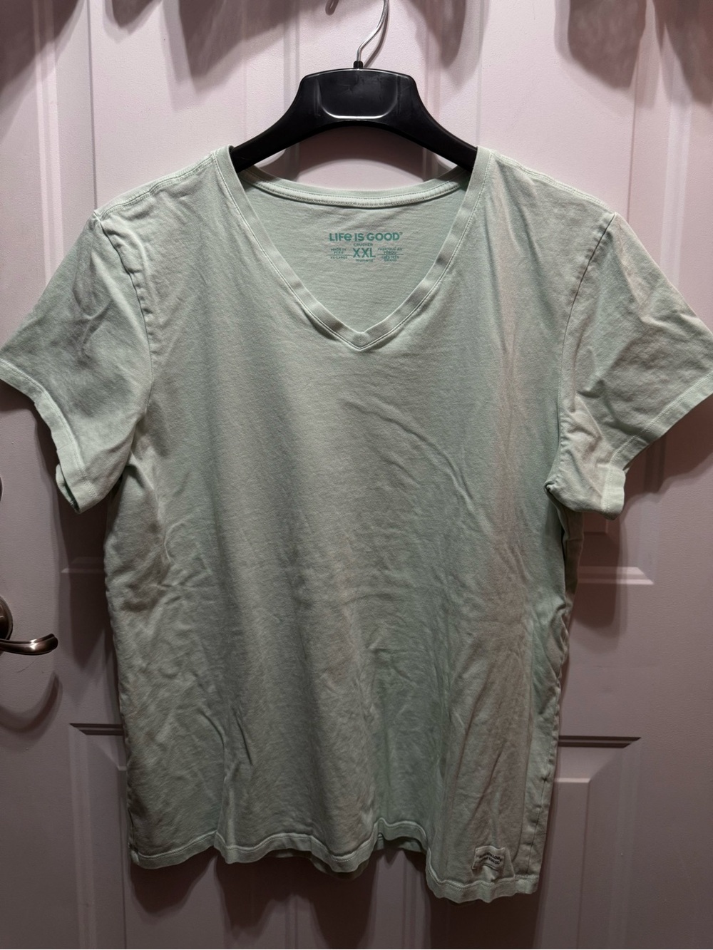 Life Is Good Women’s Crusher Mint Green V-Neck Tee Size XXL